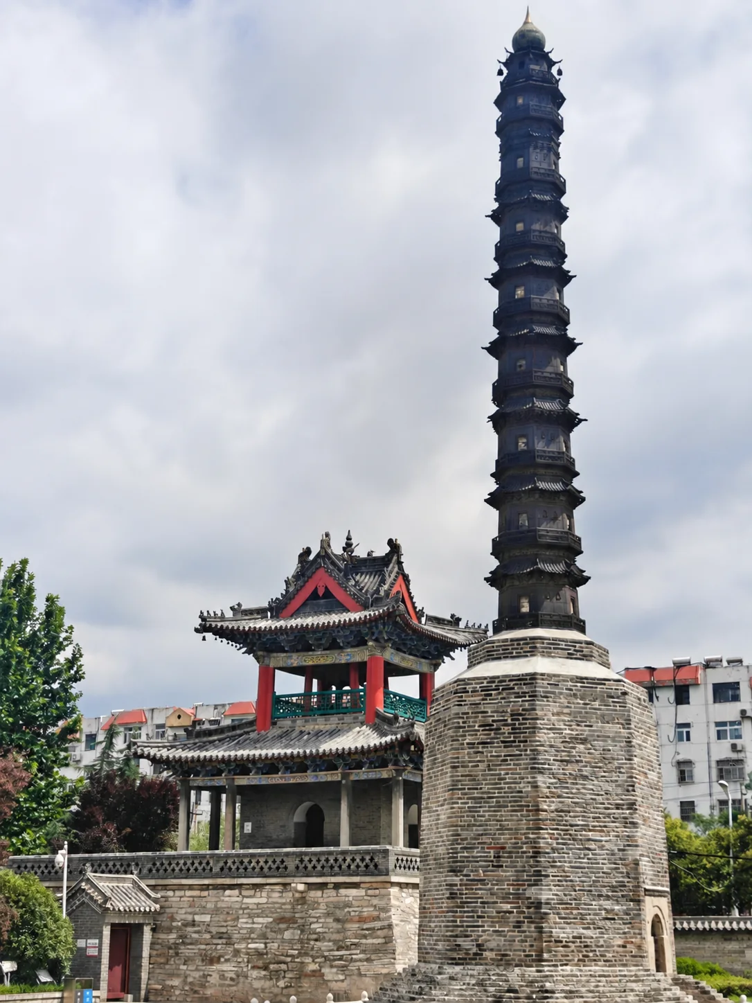 铁塔寺古塔